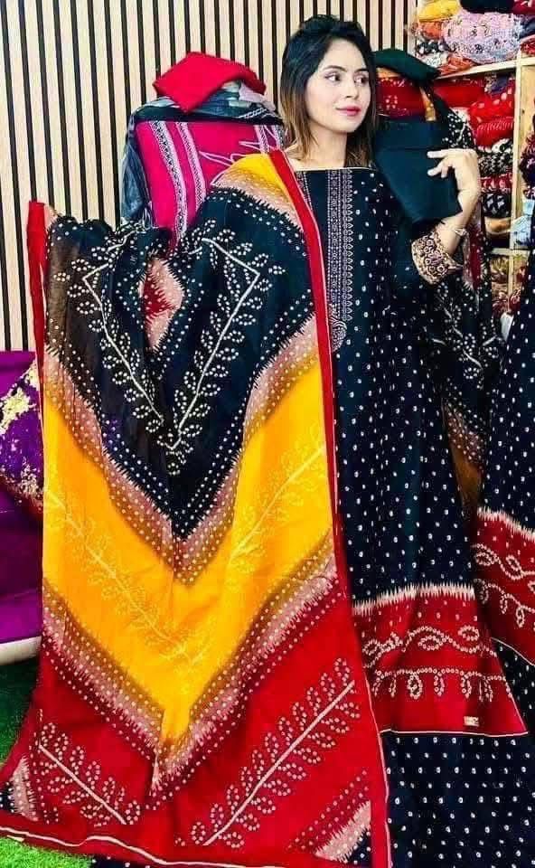 প্রিমিয়াম কোয়ালিটি আনস্ট্রিচ সুতির থ্রি-পিস